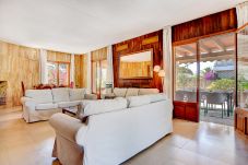 Chalet en Arenal - Villa Maravillas