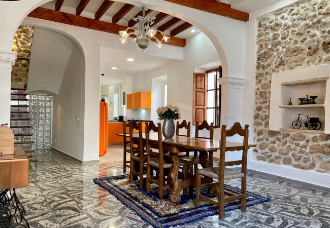 Villa en Buger - Can Feliu House by Slow Villas