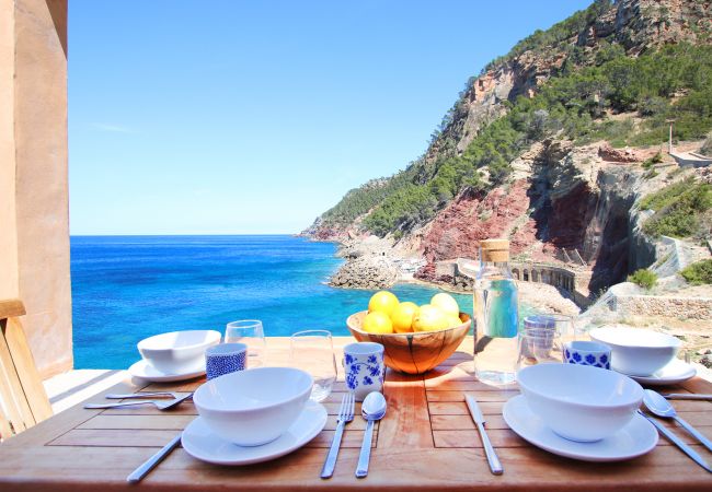 House in Estellencs - Cala Estellencs House by Slow Villas House in Estellencs - Cala Estellencs House by Slow Villas