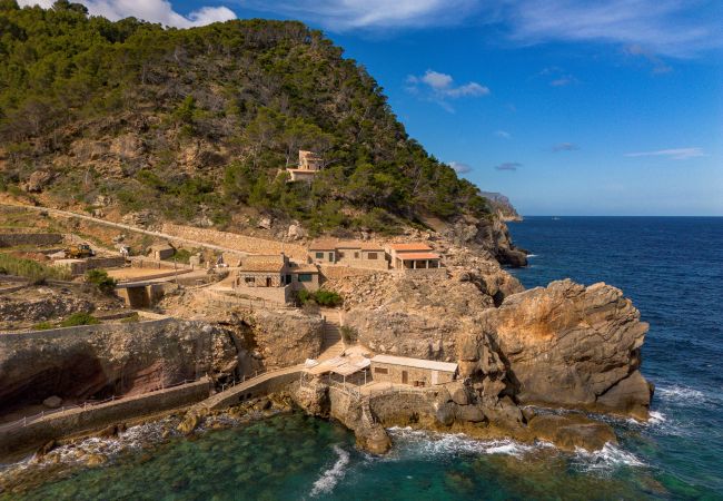  in Estellencs - Cala Estellencs House by Slow Villas