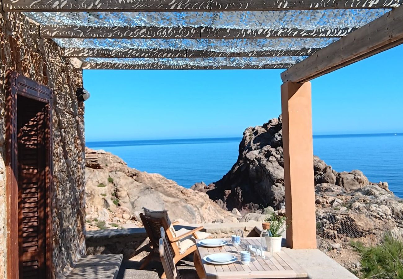 House in Estellencs - Cala Estellencs House by Slow Villas