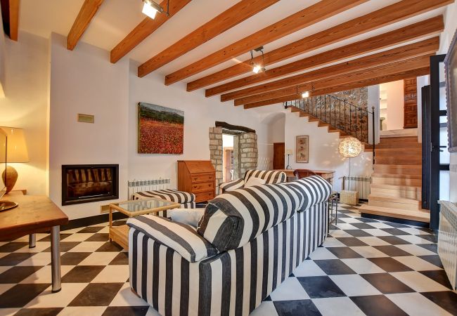 Villa in Selva - Villa Can Pulit by Slow Villas Villa in Selva - Villa Can Pulit by Slow Villas