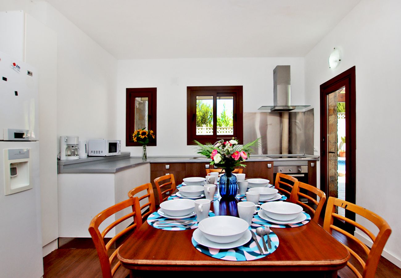 Villa in Arenal - Villa Maravillas by Slow Villas