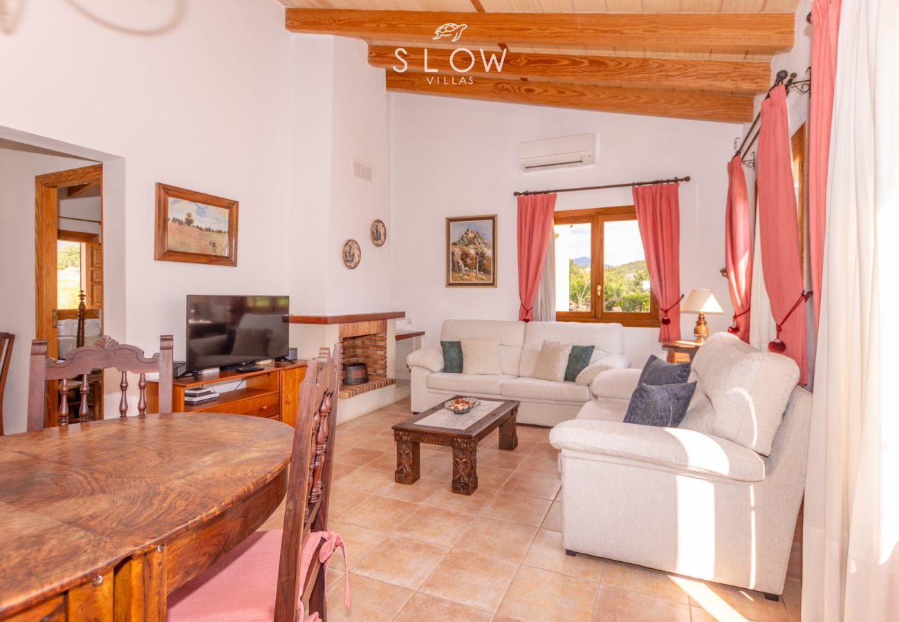 Villa in Santa Maria del Cami - Villa Cas Frares by Slow Villas Villa in Santa Maria del Cami - Villa Cas Frares by Slow Villas