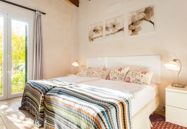Chalet in Cas Concos Des Cavaller - Villa Son Pere by Slow Villas Chalet in Cas Concos Des Cavaller - Villa Son Pere by Slow Villas