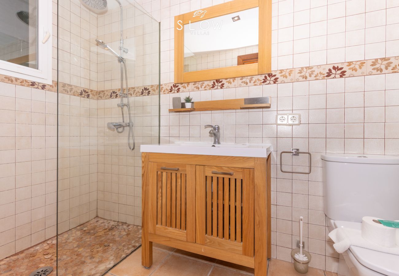 Chalet in Cas Concos des Cavaller - Villa Son Pere by Slow Villas