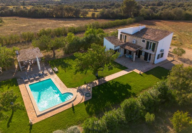 Chalet in Cas Concos Des Cavaller - Villa Sa Pau by Slow Villas Chalet in Cas Concos Des Cavaller - Villa Sa Pau by Slow Villas