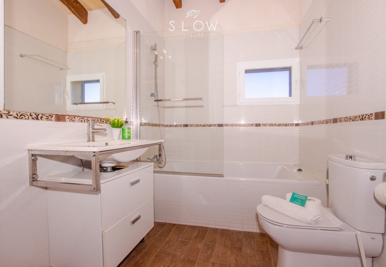 Chalet in Cas Concos des Cavaller - Villa Sa Pau by Slow Villas