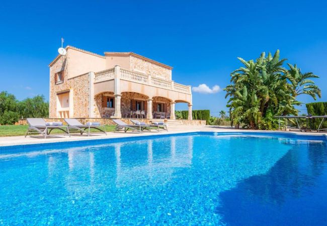 Villa in Santanyi - Villa Es Contes by Slow Villas