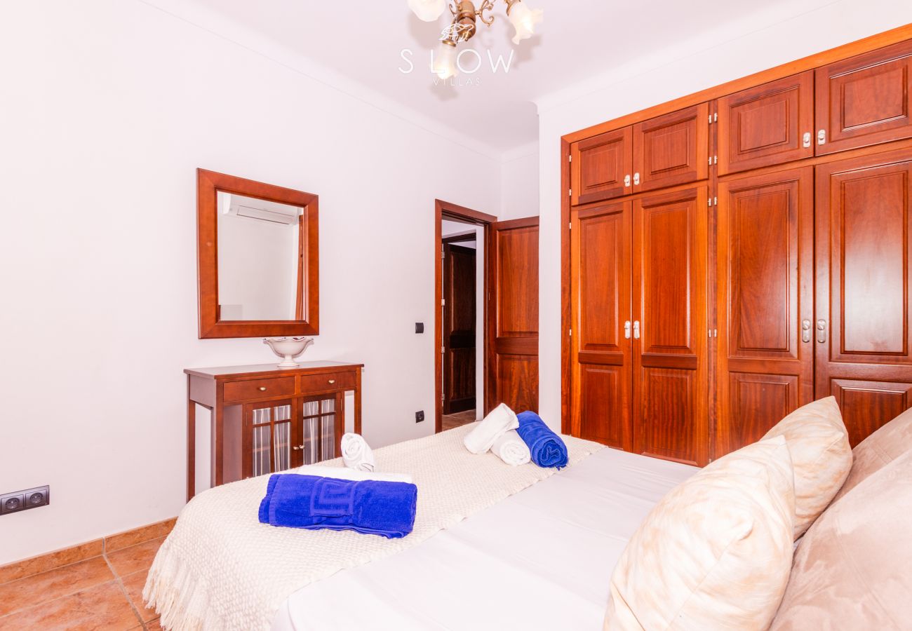 Villa in Santanyi - Villa Es Contes by Slow Villas