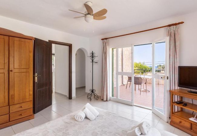 Chalet in Es Llombards - Villa Sa Llimonera by Slow Villas Chalet in Es Llombards - Villa Sa Llimonera by Slow Villas