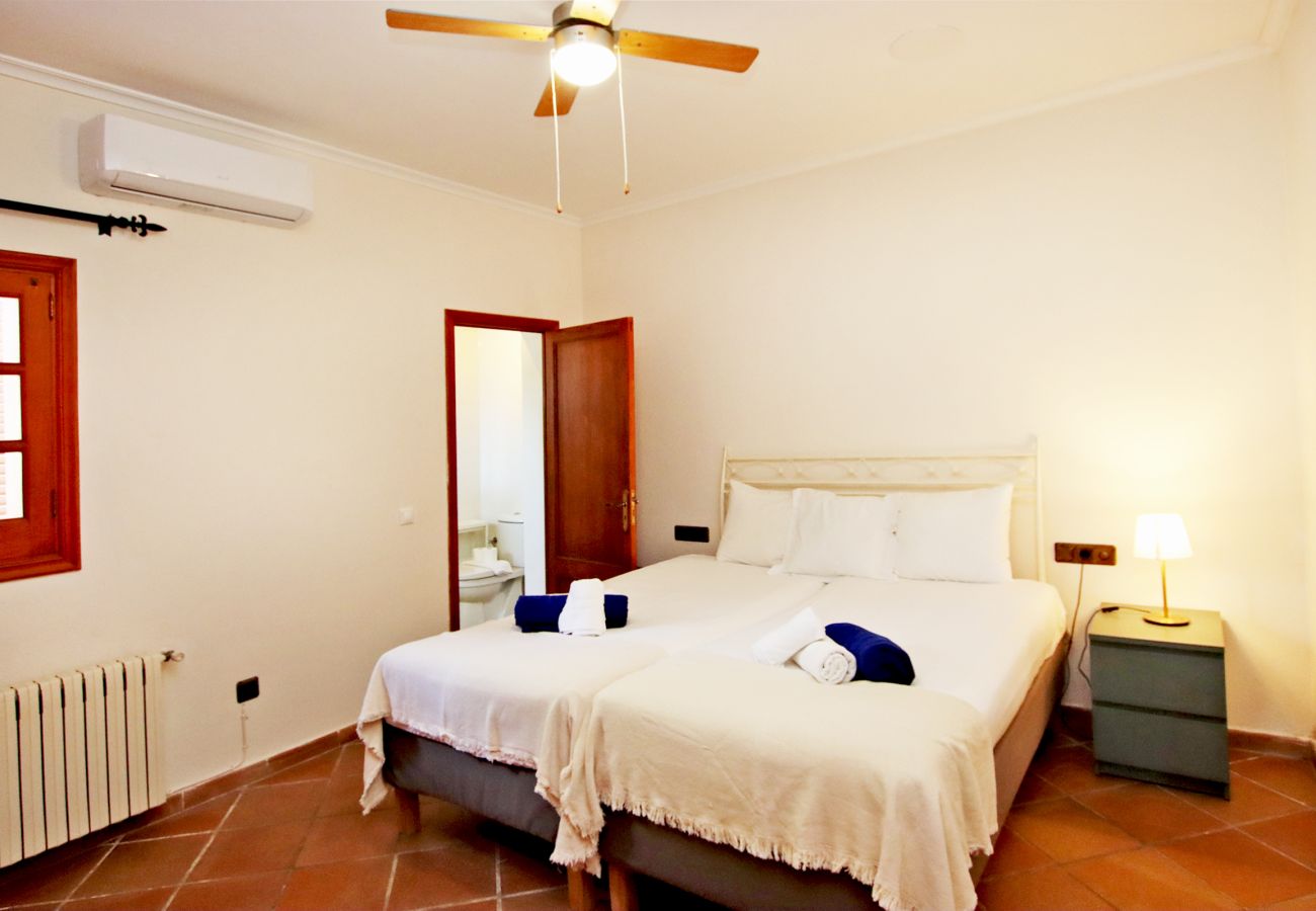 Chalet in Buger - Villa Can Massienet by Slow Villas