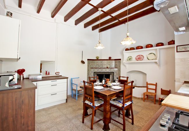 Terraced House in Pina - Sant Cosme House by Slow Villas Terraced House in Pina - Sant Cosme House by Slow Villas