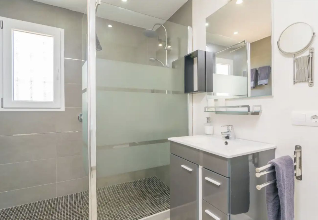 Villa in Sant Llorenç Des Cardassar - Villa Es Pla De Balafi By Slow Villas