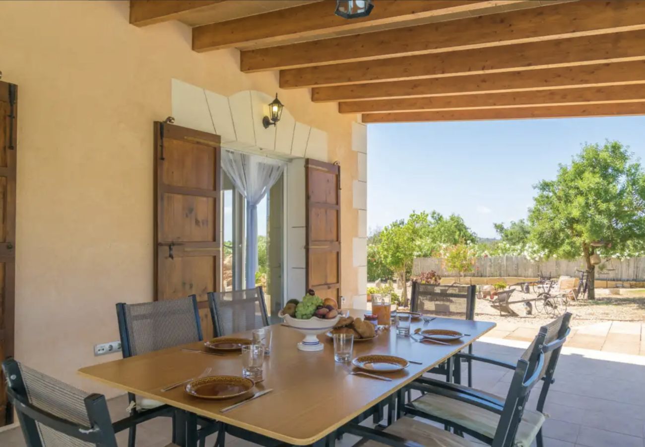 Villa in Sant Llorenç Des Cardassar - Villa Es Pla De Balafi By Slow Villas