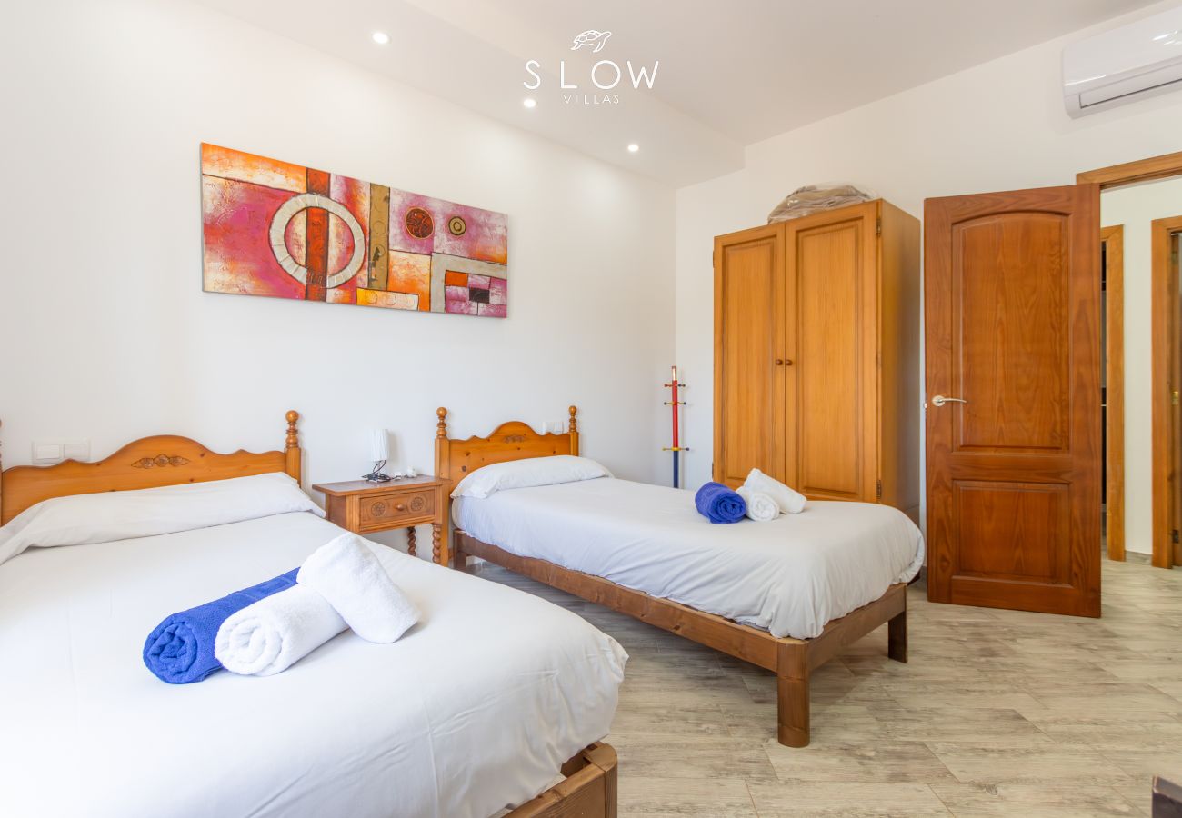 Villa in Sant Llorenç Des Cardassar - Villa Es Pla De Balafi By Slow Villas