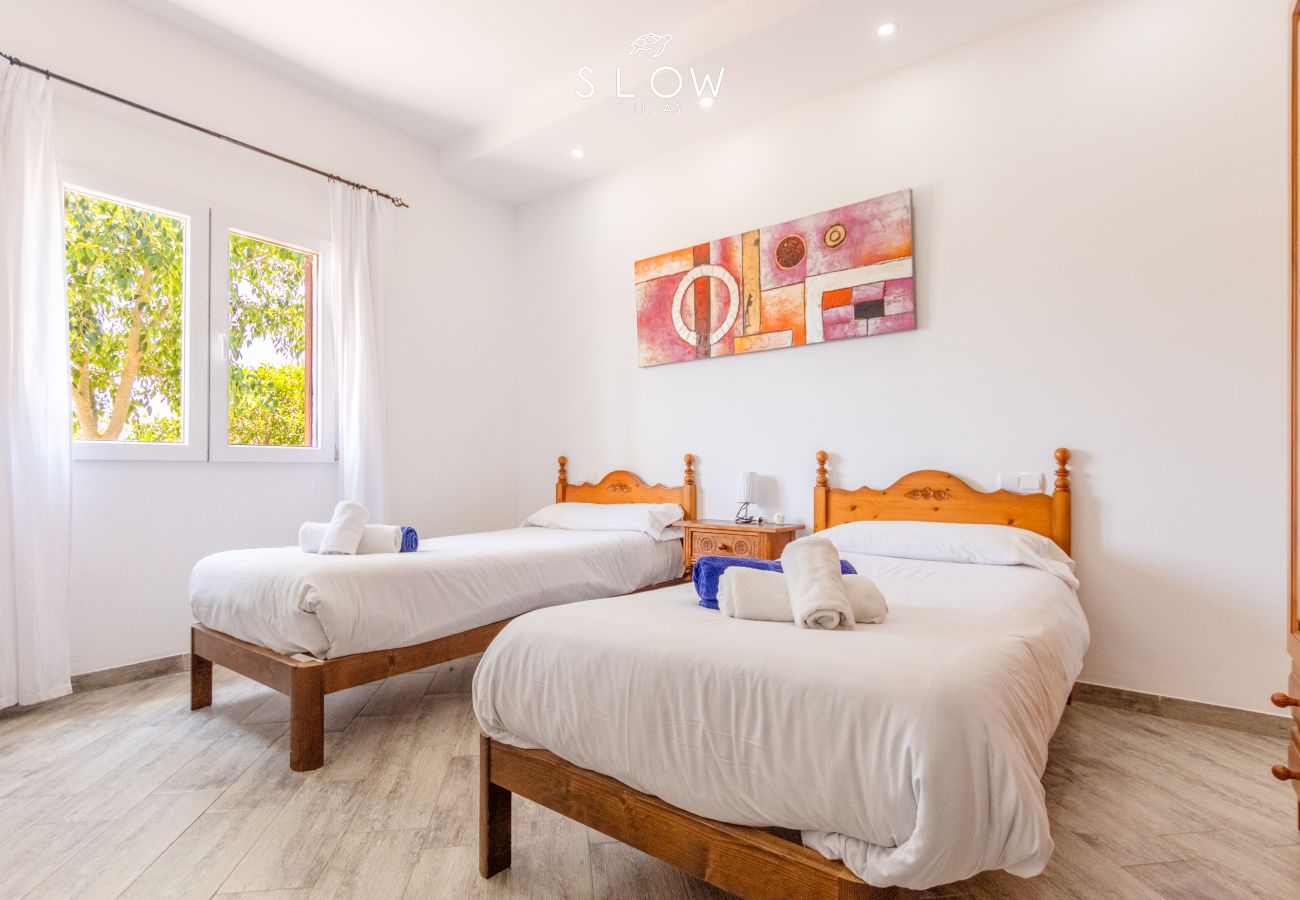 Villa in Sant Llorenç Des Cardassar - Villa Es Pla De Balafi By Slow Villas