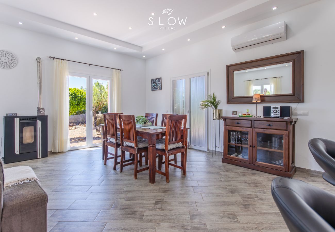 Villa in Sant Llorenç Des Cardassar - Villa Es Pla De Balafi By Slow Villas