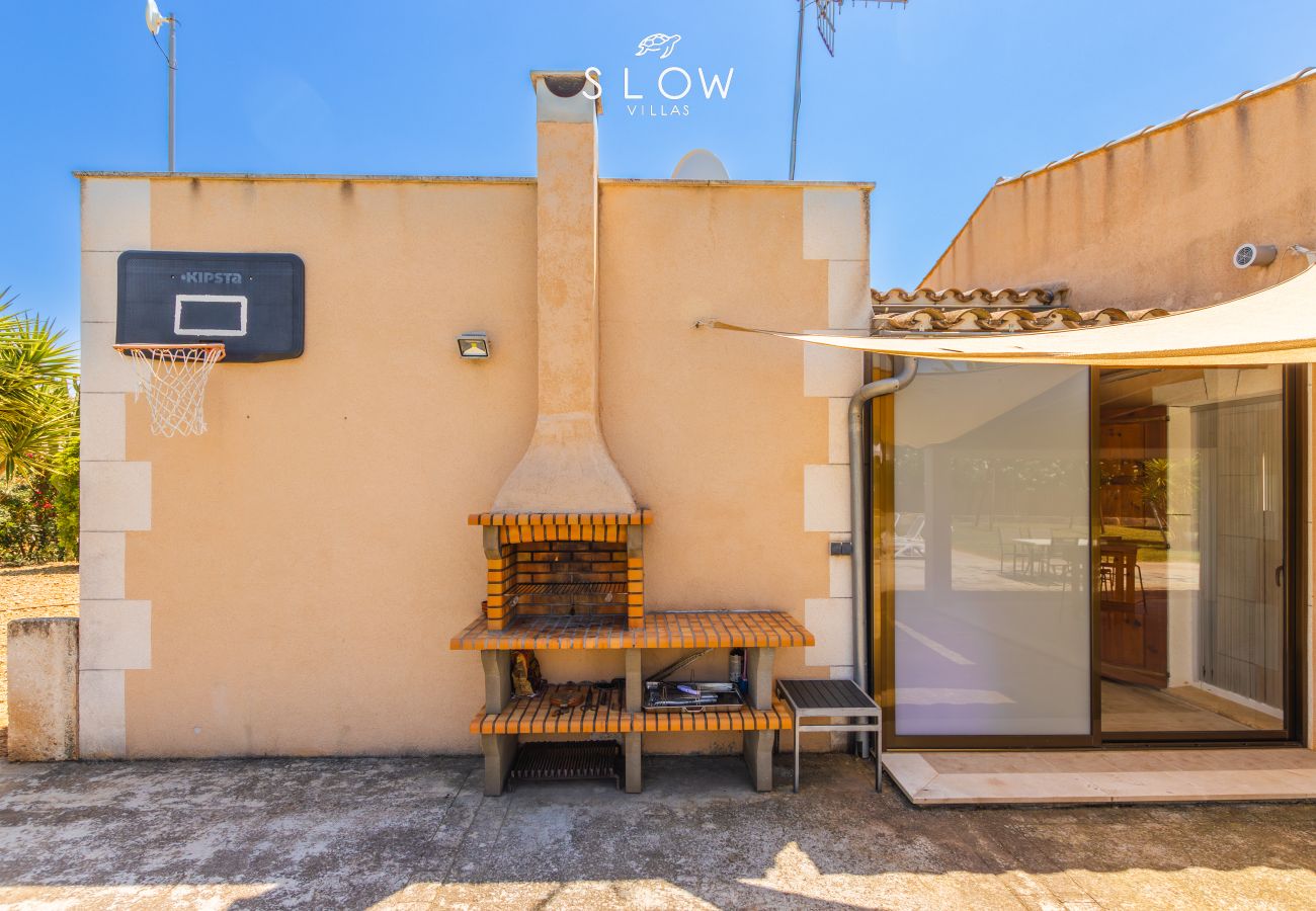 Villa in Sant Llorenç Des Cardassar - Villa Es Pla De Balafi By Slow Villas