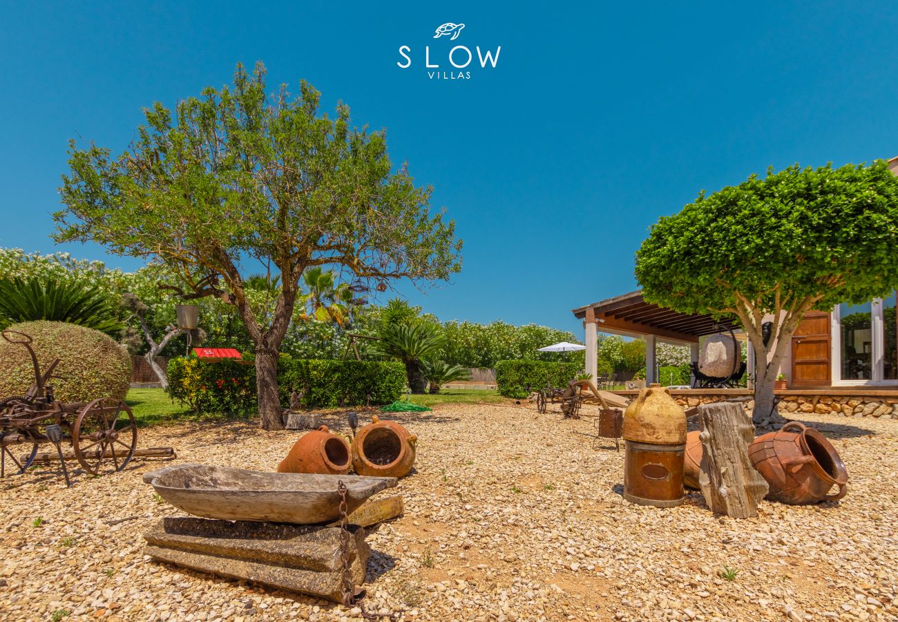 Villa in Sant Llorenç Des Cardassar - Villa Es Pla De Balafi By Slow Villas